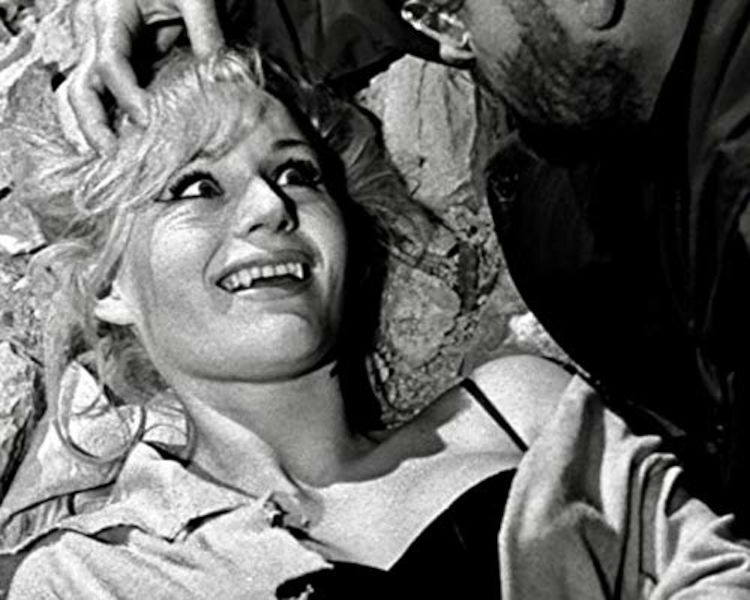 La Nuit des vampires (1964) - Dans le noir