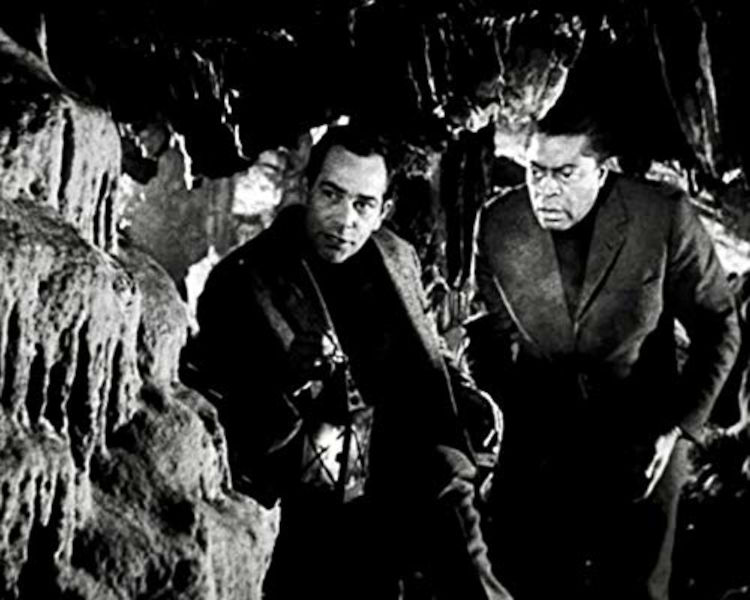 La Nuit des vampires (1964) - Dans le noir